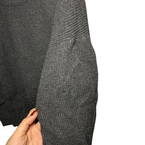 ZARA Knit Gray Ribbed Sweater Size Medium - Picture 4 of 6